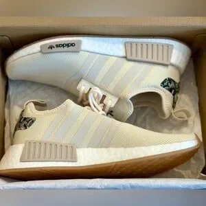 adidas gazelle silver green womens adidas NMD_R1 Shoes Bliss 11 Womens